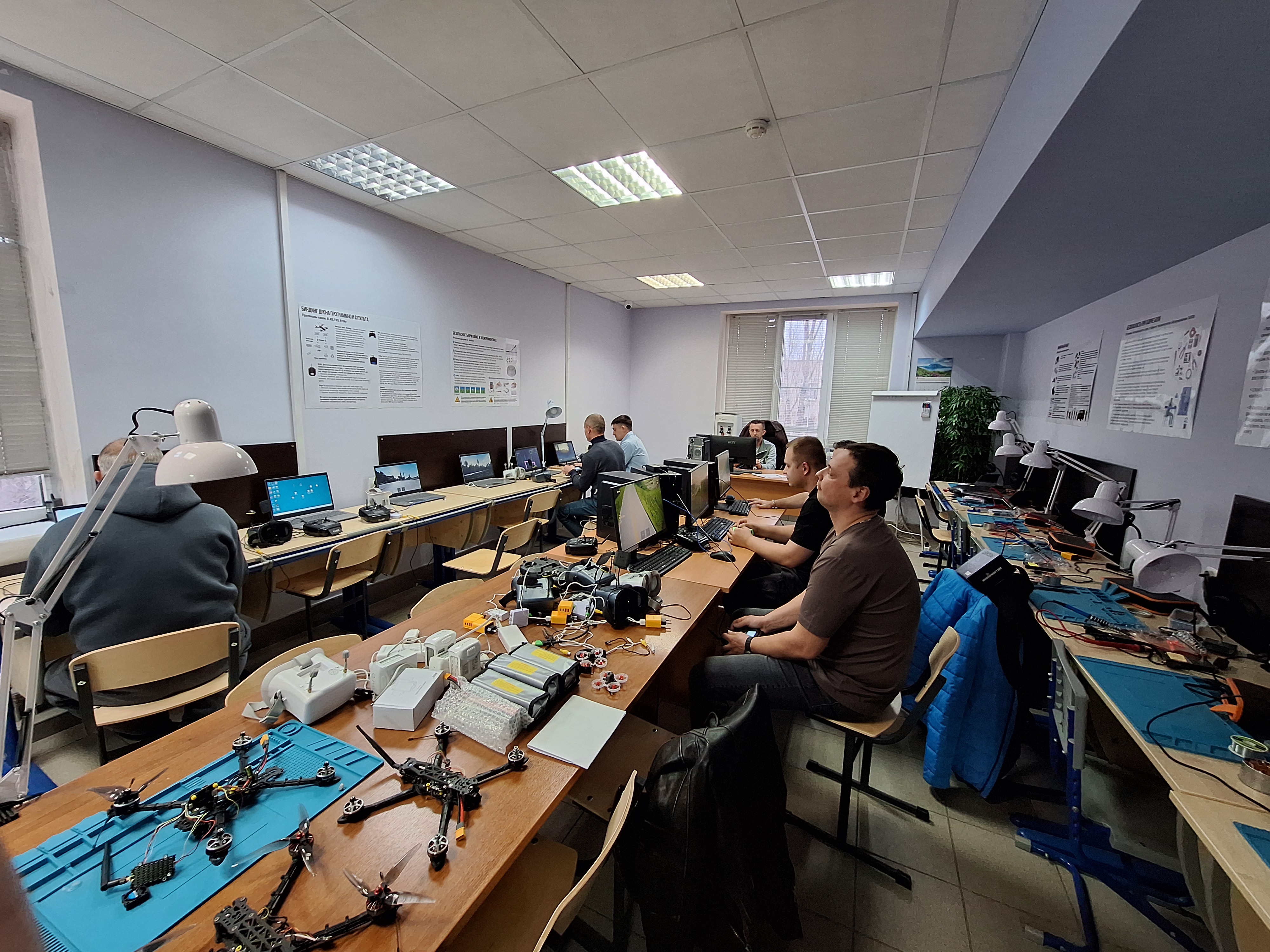 Центр беспилотной авиации Академии - площадка практического курса «Оператор дронов гражданского назначения» от ООО «Нетологии»